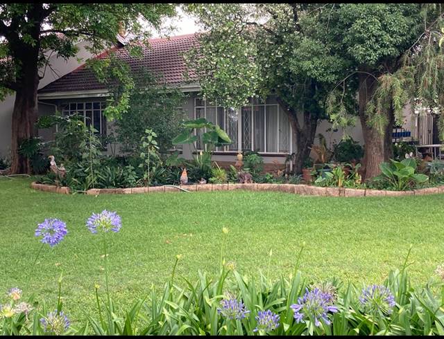 1,000M² INVESTMENT FOR SALE IN WATERVAL EAST